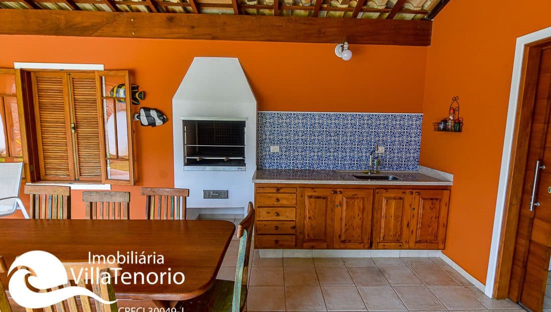 CASA PARA VENDER NA PRAIA DA ENSEADA EM UBATUBA