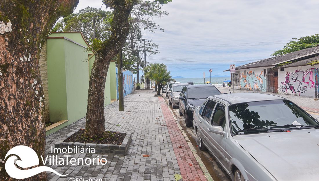 Casa para vender na Praia da Enseada em Ubatuba SP_ Villa Tenorio_rua