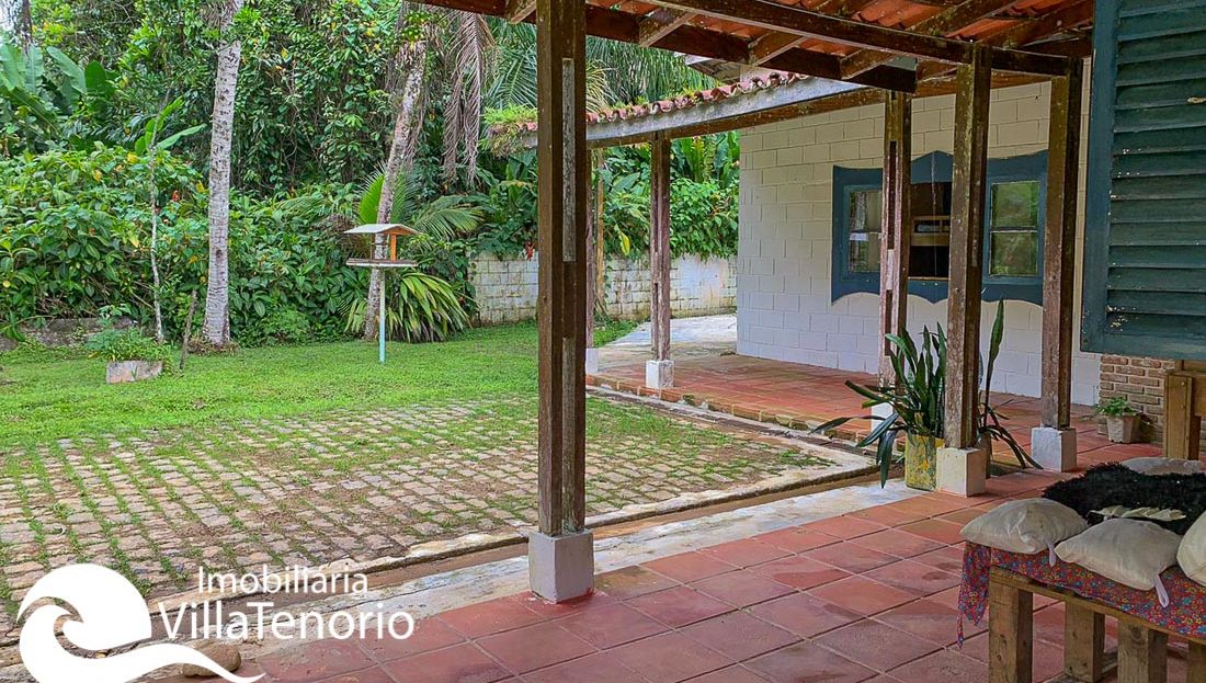 Casa para vender na Praia do Lazaro em Ubatuba_villa tenorio