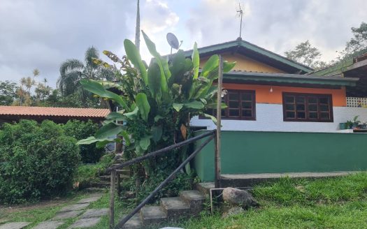 Casa para vender no bairro Ressaca em Ubatuba-SP