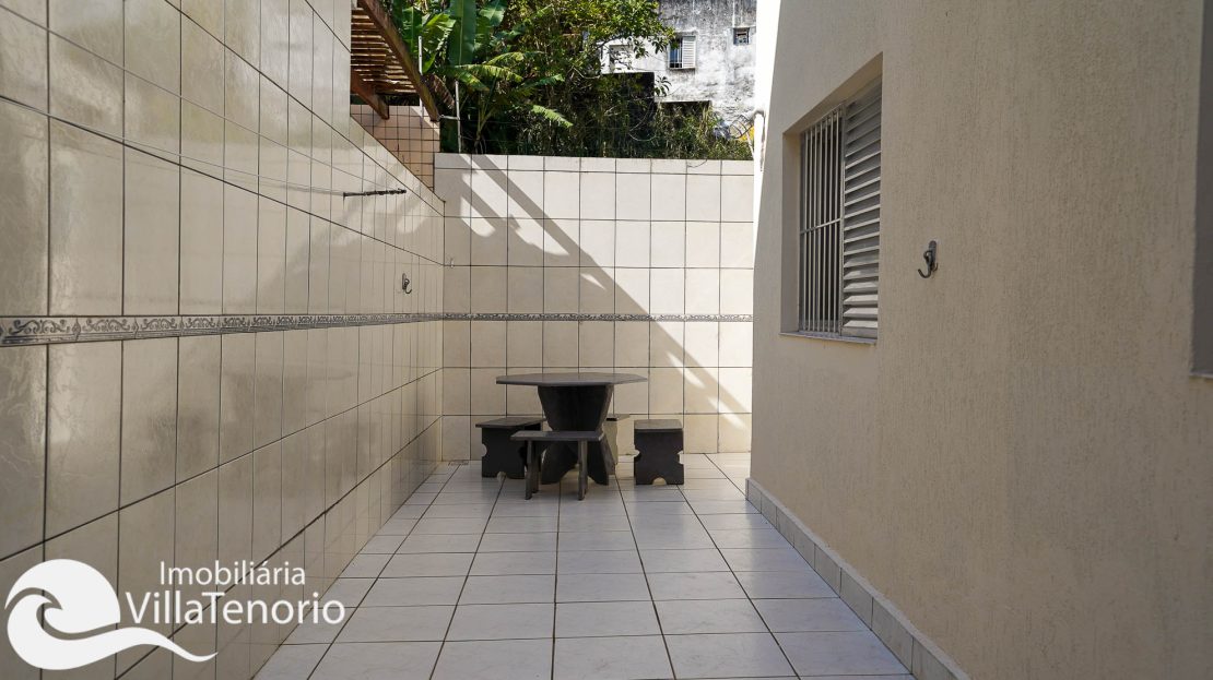 Quintal 2 - Apartamento a venda na Praia do Tenorio em Ubatuba - Imobiliaria Villa Tenorio-14