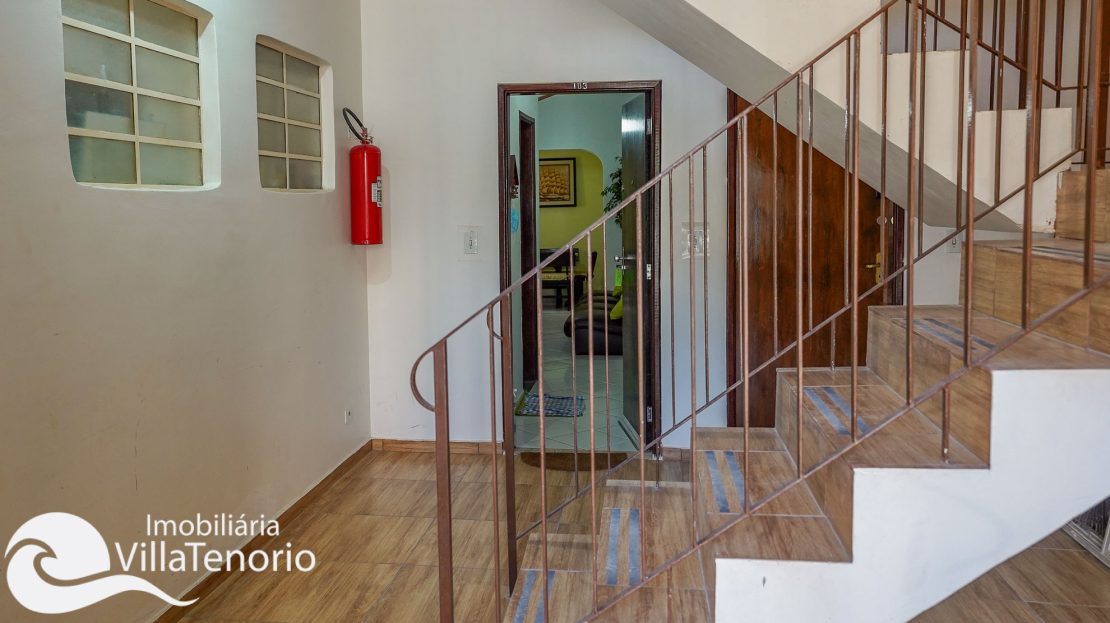 Escadas - Apartamento a venda na Praia do Tenorio em Ubatuba - Imobiliaria Villa Tenorio-3