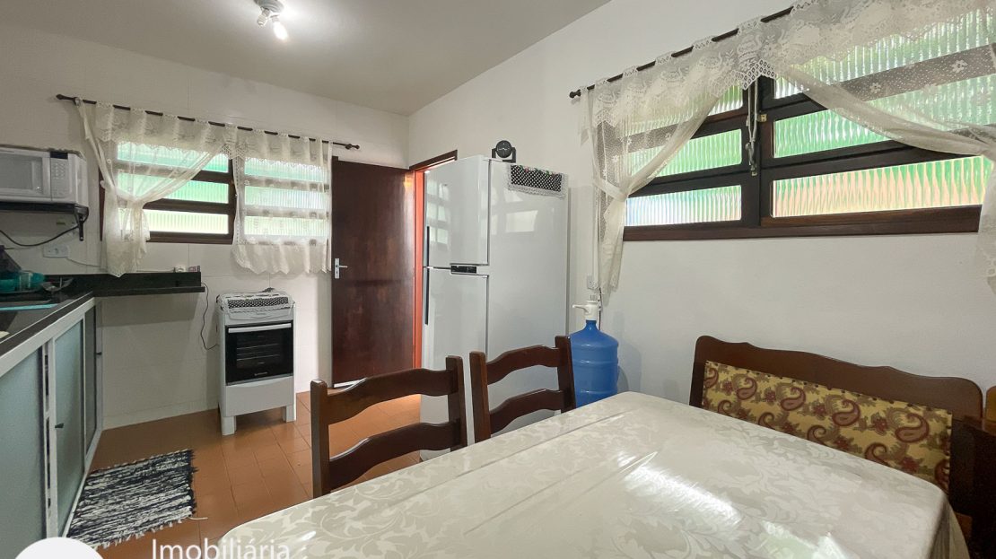 Apartamento à venda a 100m da orla do Itaguá - Ubatuba - Imobiliaria Villa Tenorio