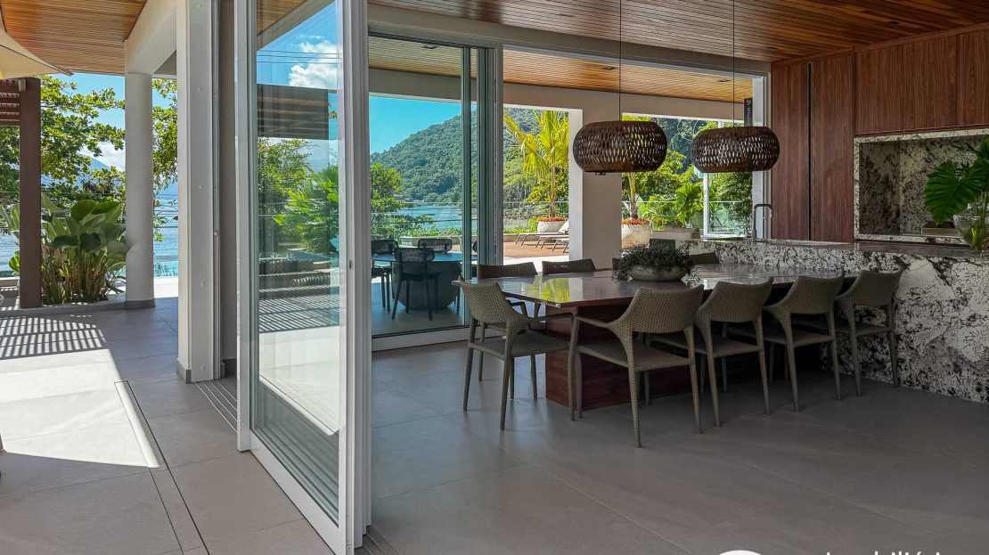 Apartamento vista mar a venda super luxo 2 quartos Praia do Itaguá em Ubatuba-43
