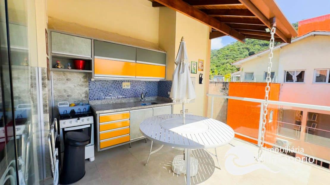 APARTAMENTO COBERTURA 144M2 PRAIA GRANDE UBATUBA PROXIMO A PRAIA 2 DORMITÓRIOS 2 VAGAS DE GARAGEM IMOBILIARIA VILLA TENÓRIO-1