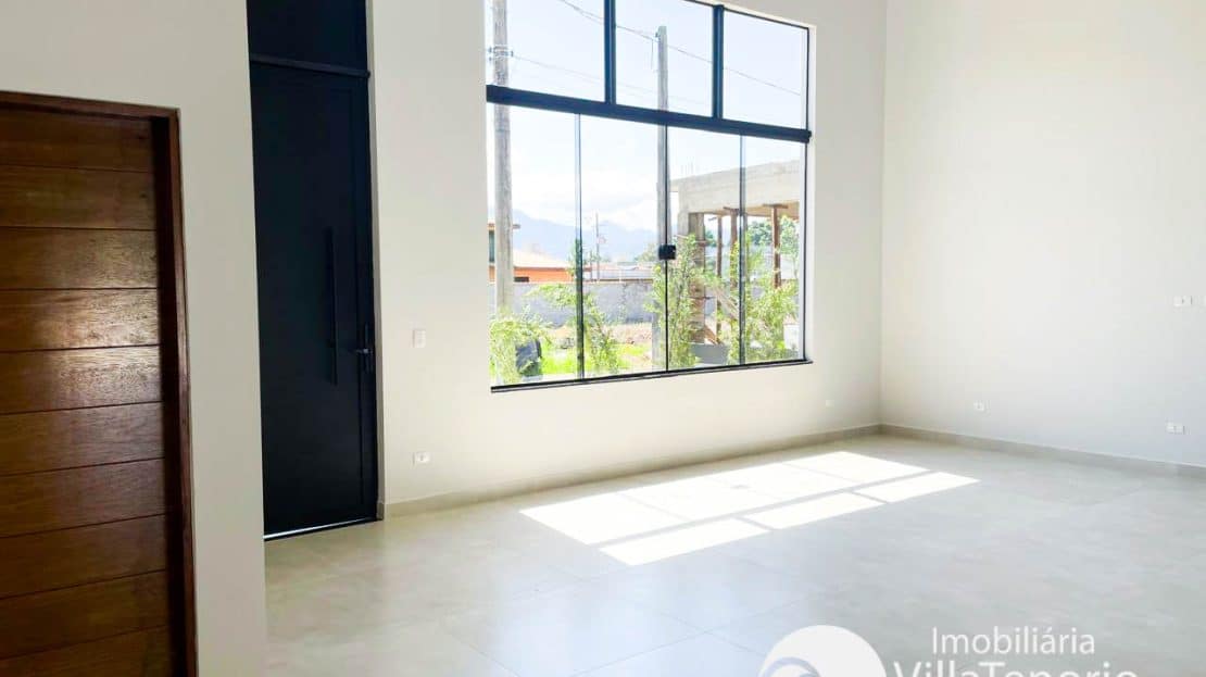 CASA EM CONDOMINIO FECHADO EM UBATUBA 300M2 IMOBILIARIA VILLA TENÓRIO-1