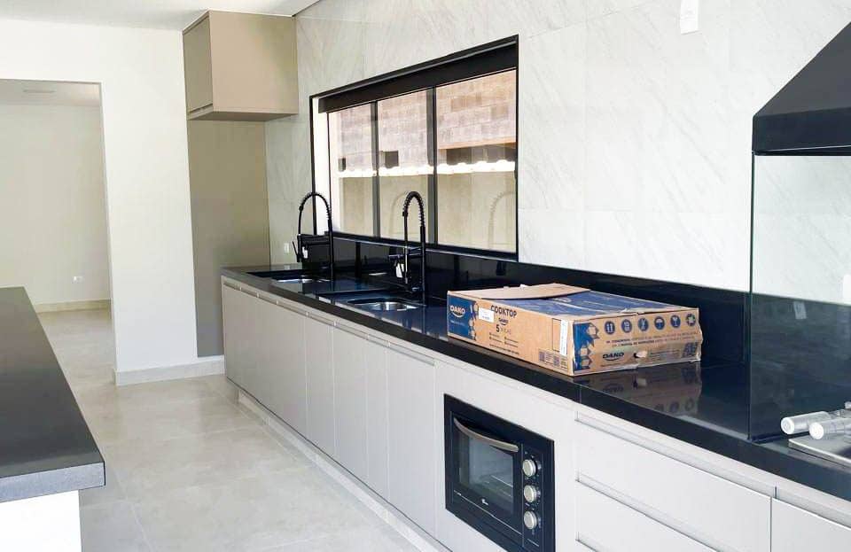 CASA EM CONDOMINIO FECHADO EM UBATUBA 300M2 IMOBILIARIA VILLA TENÓRIO-11