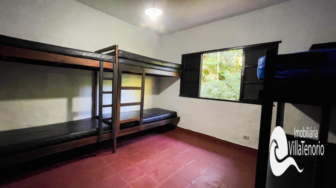 casa no corcovado 4km da praia 3 quartos 2.615 m² -66