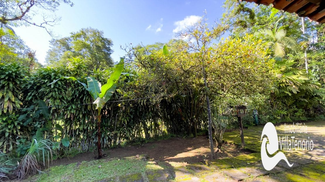 casa no corcovado 4km da praia 3 quartos 2.615 m² -71