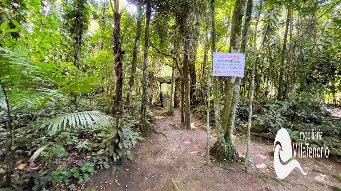 casa no corcovado 4km da praia 3 quartos 2.615 m² -81