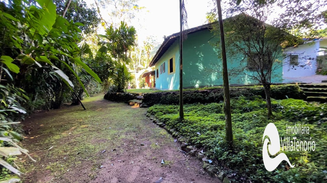 casa no corcovado 4km da praia 3 quartos 2.615 m² -88